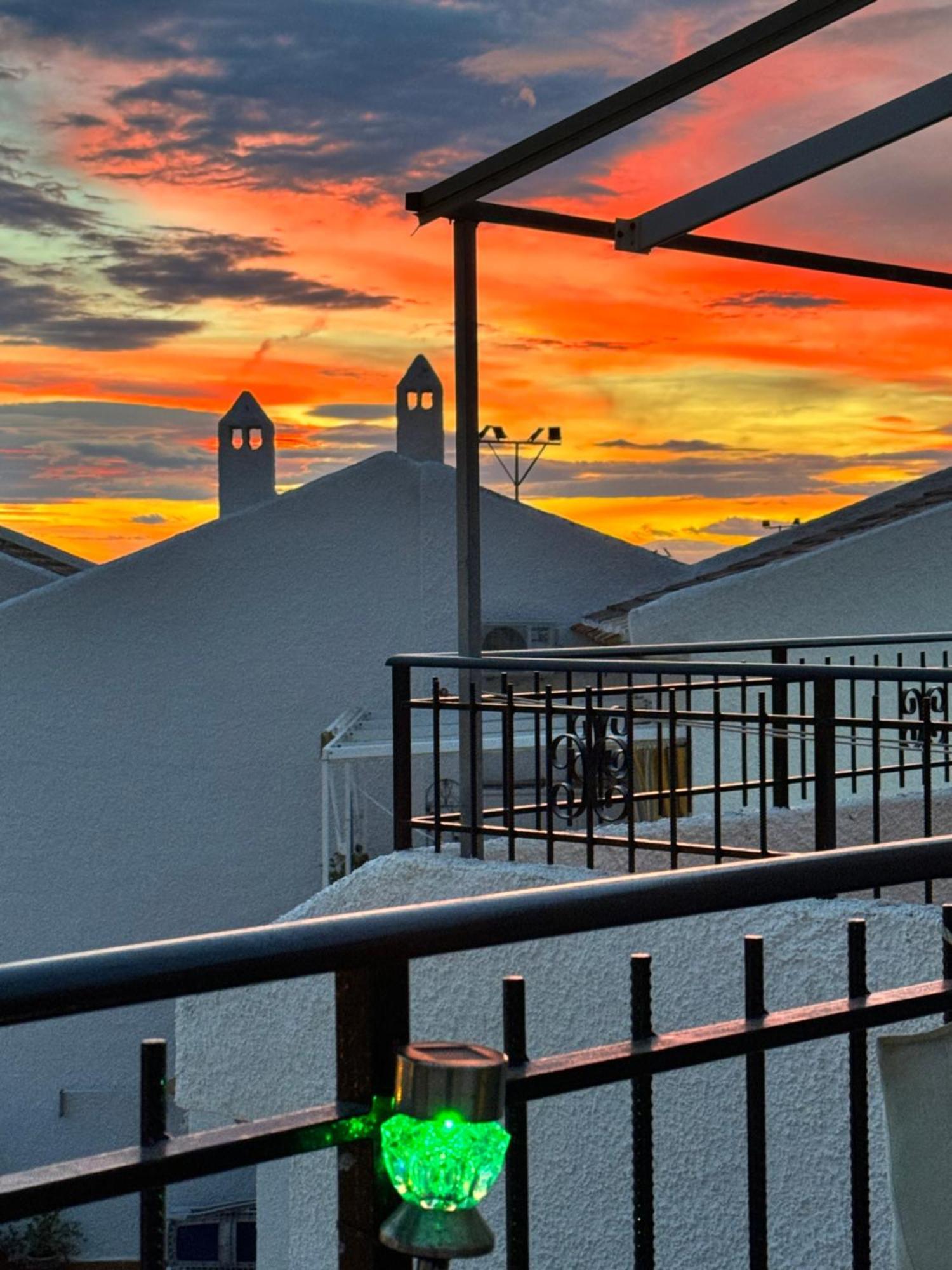 Pura Vida Lägenhet Santa Pola Exteriör bild